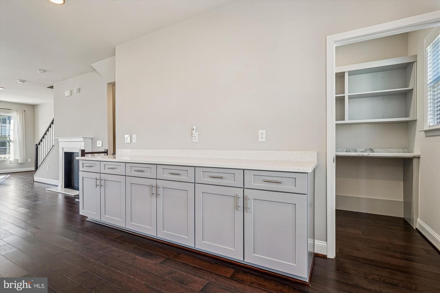 Dumfries, Virginia, 22026, United States, 3 Bedrooms Bedrooms, ,3 BathroomsBathrooms,Residential,For Sale,1988317