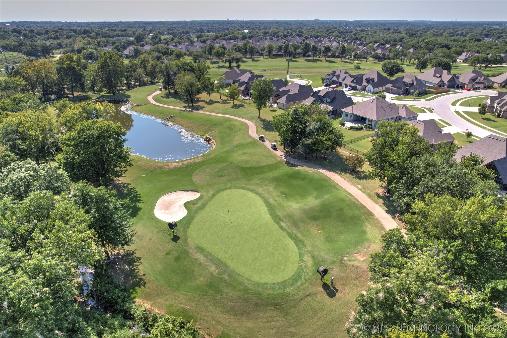Broken Arrow, Oklahoma, 74014, United States, 3 Bedrooms Bedrooms, ,2 BathroomsBathrooms,Residential,For Sale,1940073