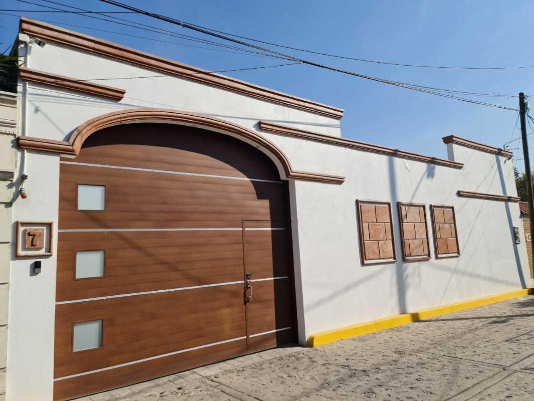 Priv. del Cerro, Tepotzotlán, Estado de México, 54600, Mexico, 3 Bedrooms Bedrooms, ,3 BathroomsBathrooms,Residential,For Sale,Priv. del Cerro,1440771