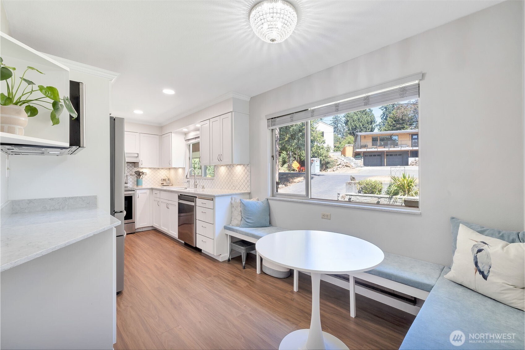 Seattle, Washington, 98125, United States, 4 Bedrooms Bedrooms, ,1 BathroomBathrooms,Residential,For Sale,1977932