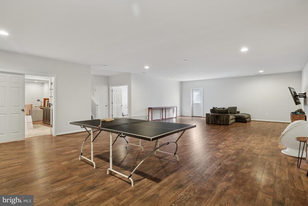 Leesburg, Virginia, 20176, United States, 7 Bedrooms Bedrooms, ,7 BathroomsBathrooms,Residential,For Sale,1941284
