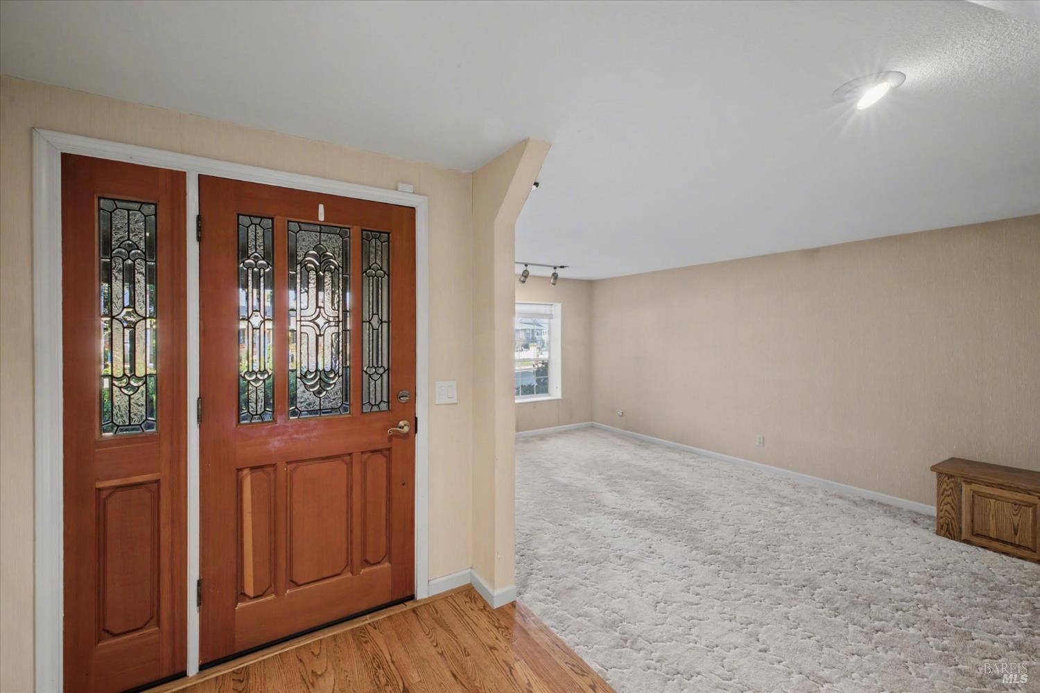 Dixon, California, 95620, United States, 3 Bedrooms Bedrooms, ,3 BathroomsBathrooms,Residential,For Sale,2012017