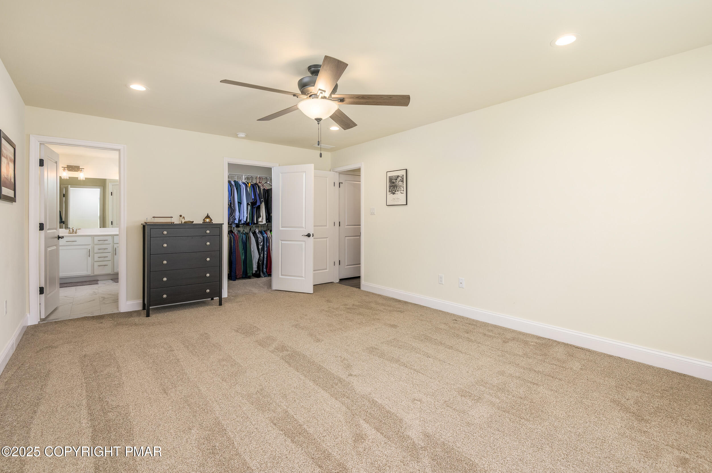 Kunkletown, Pennsylvania, 18058, United States, 4 Bedrooms Bedrooms, ,3 BathroomsBathrooms,Residential,For Sale,1967954