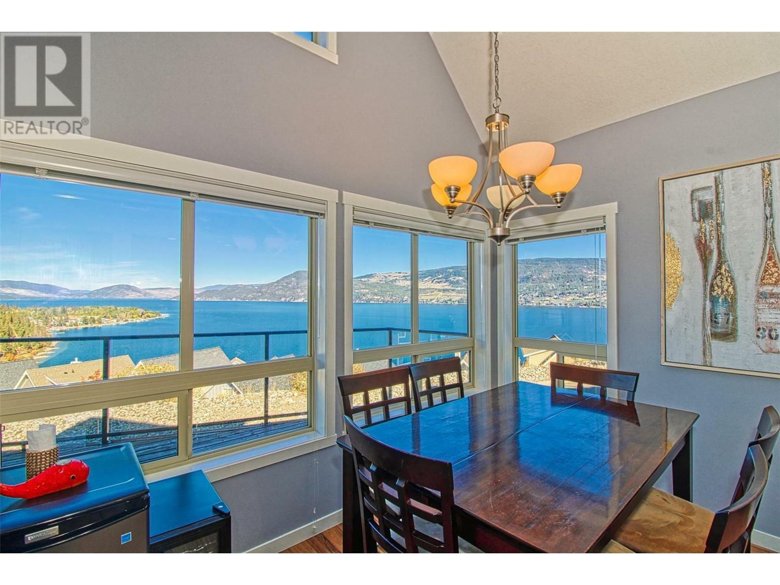 KELOWNA, British Columbia, V1Z 3R8, CA, 3 Bedrooms Bedrooms, ,2 BathroomsBathrooms,Residential,For Sale,1836917