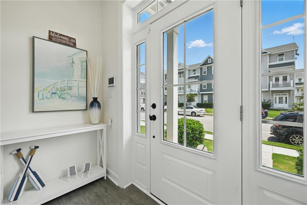 Norfolk Va, Virginia, 23518, United States, 2 Bedrooms Bedrooms, ,3 BathroomsBathrooms,Residential,For Sale,1866768
