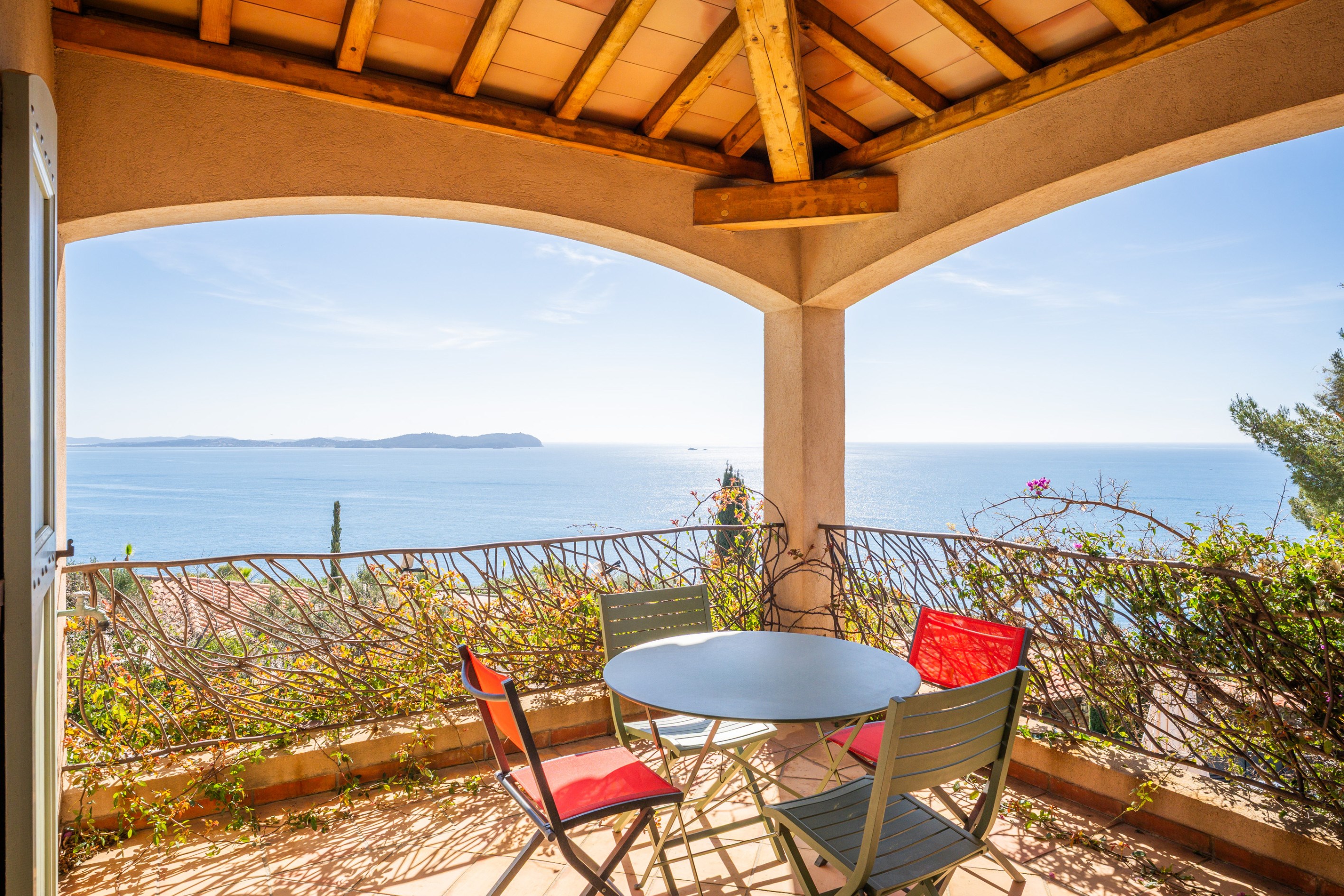  Carqueiranne – Provençal Villa with Exceptional Panoramic Sea Views - 物件實景