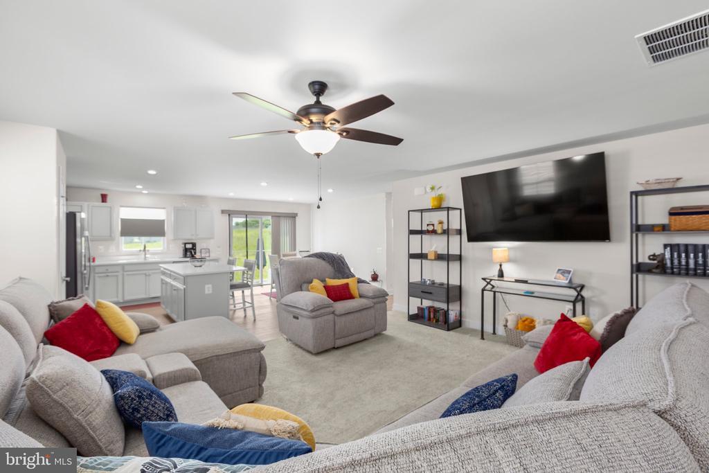 King George, Virginia, 22485, United States, 4 Bedrooms Bedrooms, ,3 BathroomsBathrooms,Residential,For Sale,1954552