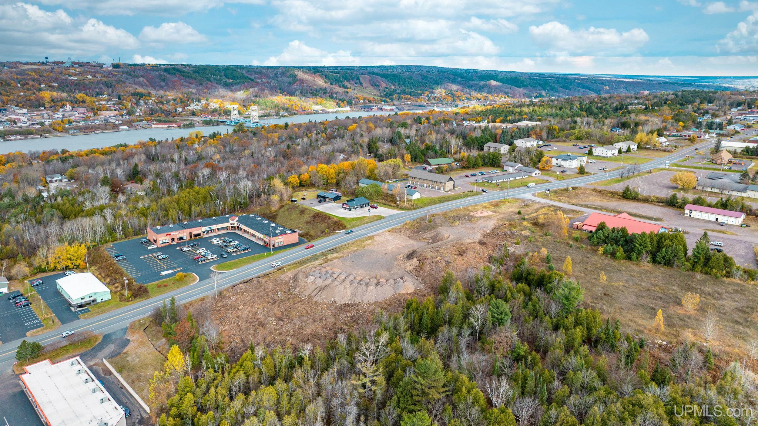 Houghton, Michigan, 49931, United States, ,Residential,For Sale,1923073