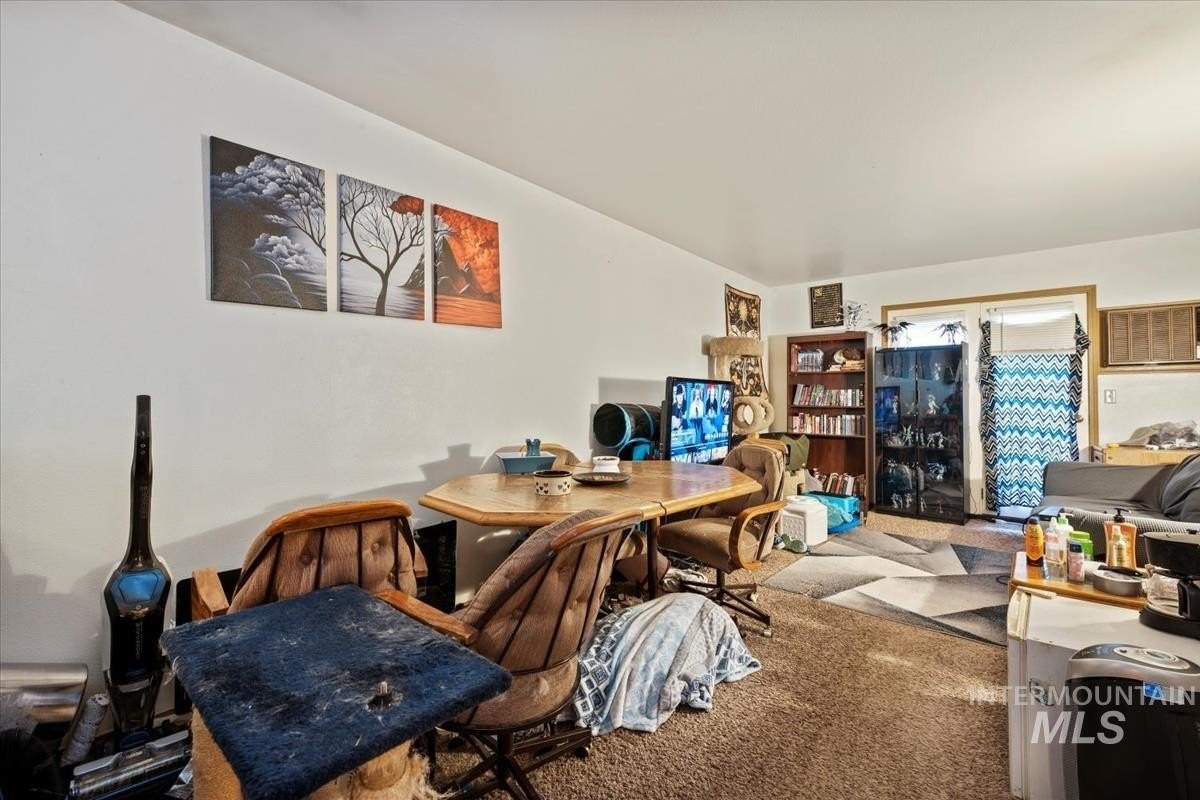 Boise, Idaho, 83706, United States, 8 Bedrooms Bedrooms, ,8 BathroomsBathrooms,Residential,For Sale,1977285