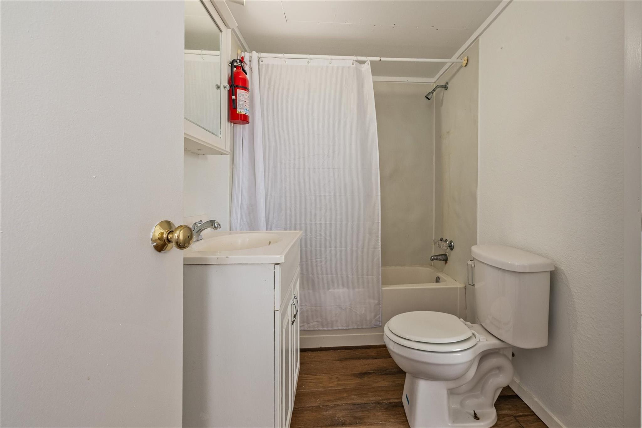 Galveston, Texas, 77551, United States, 4 Bedrooms Bedrooms, ,3 BathroomsBathrooms,Residential,For Sale,1934515