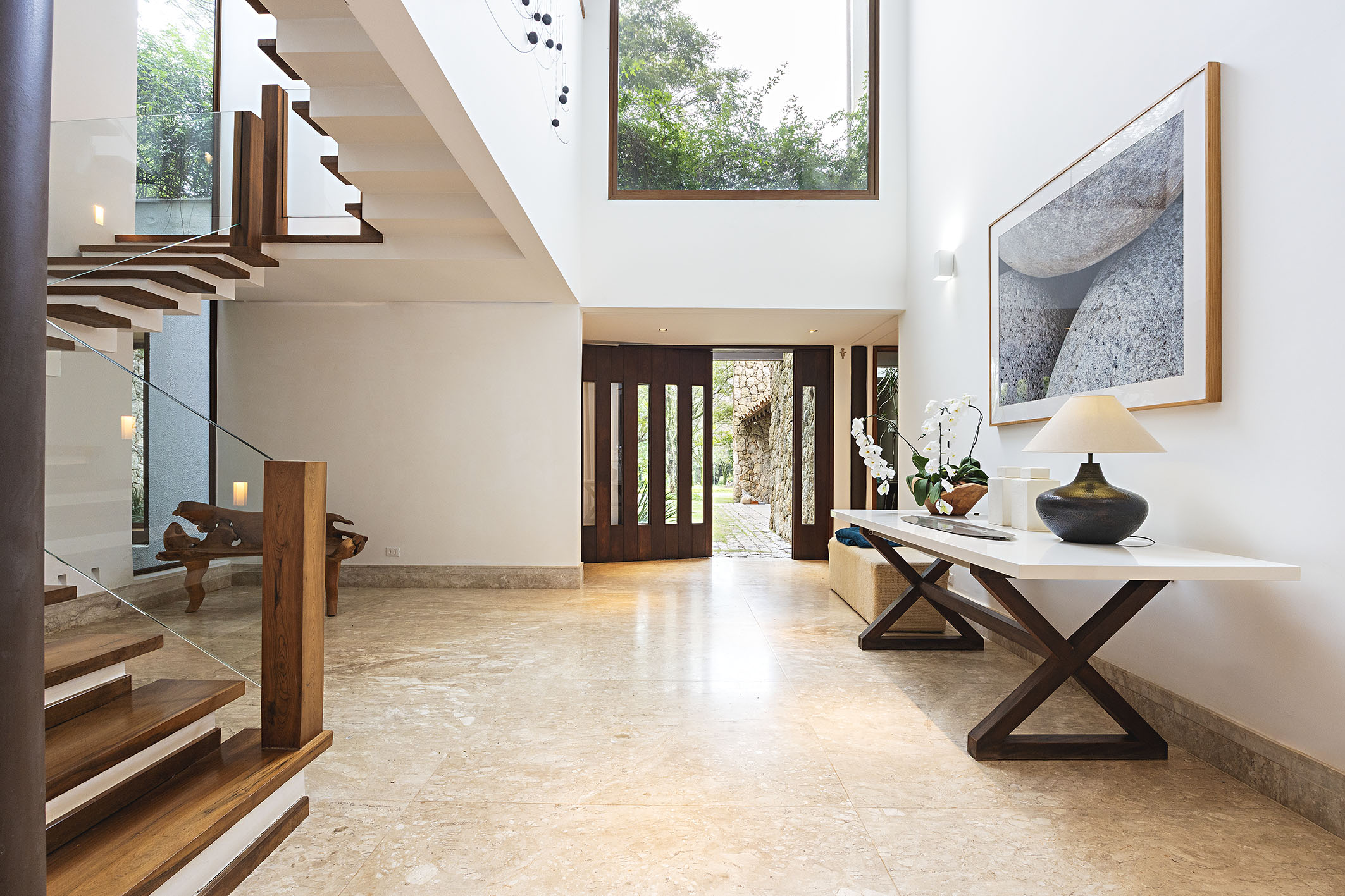  Farmhouse-Style Residence with Permanent Views of the Golf Course - 物件實景