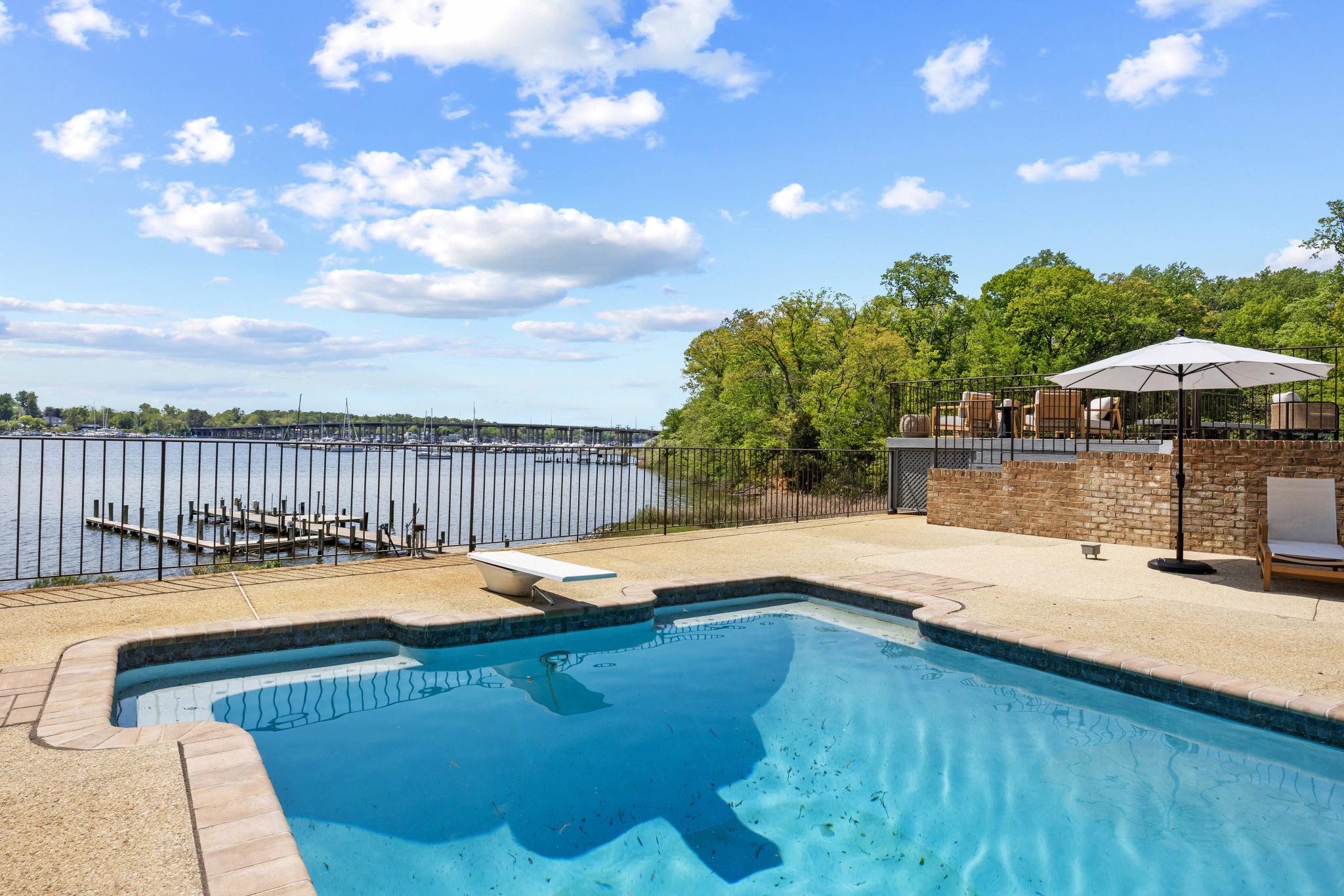  31 Shadow Point Court, Edgewater, MD, 21037 - 物件實景