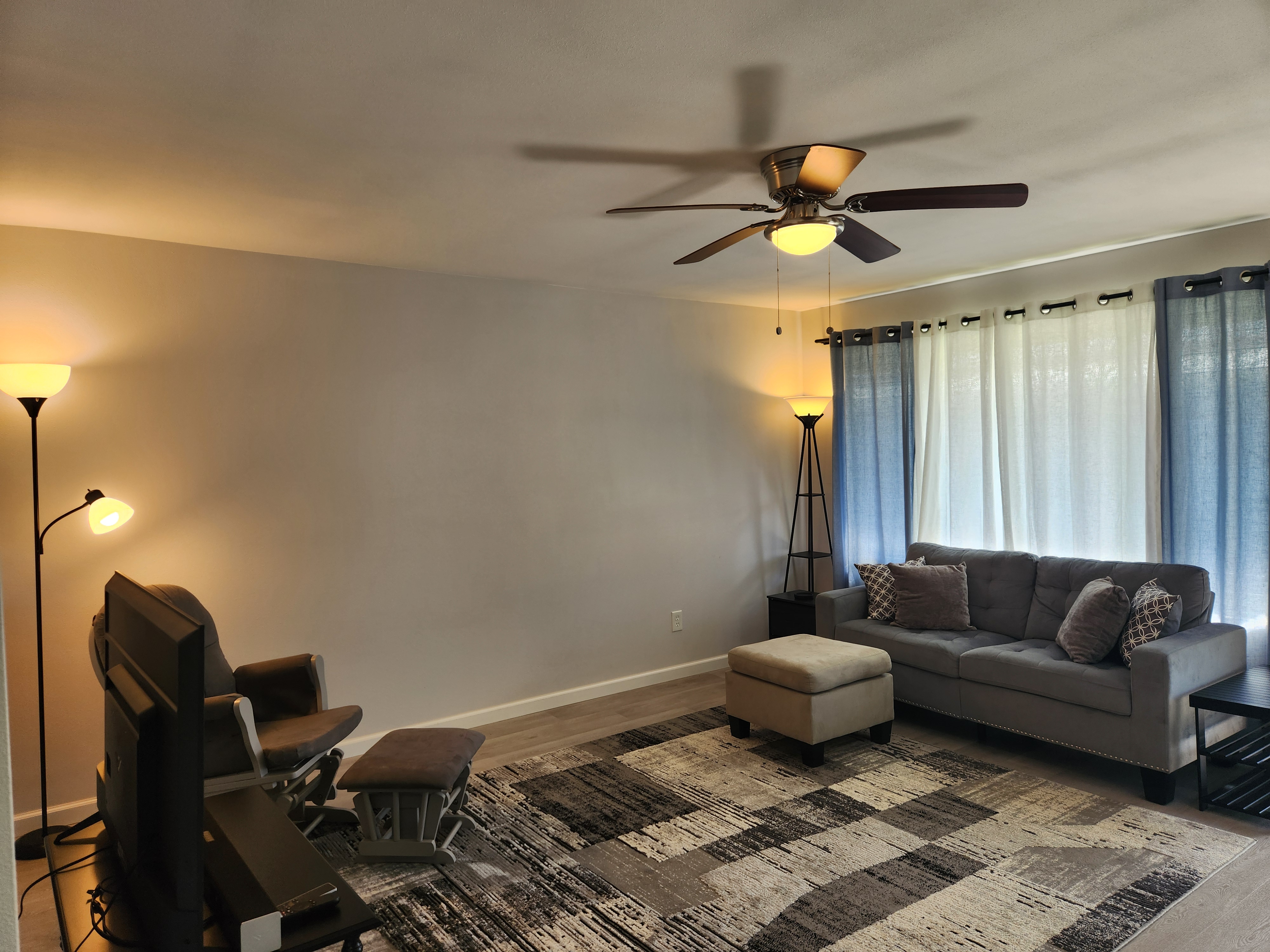 Waianuenue Ave, Hilo, HI 96720 #1