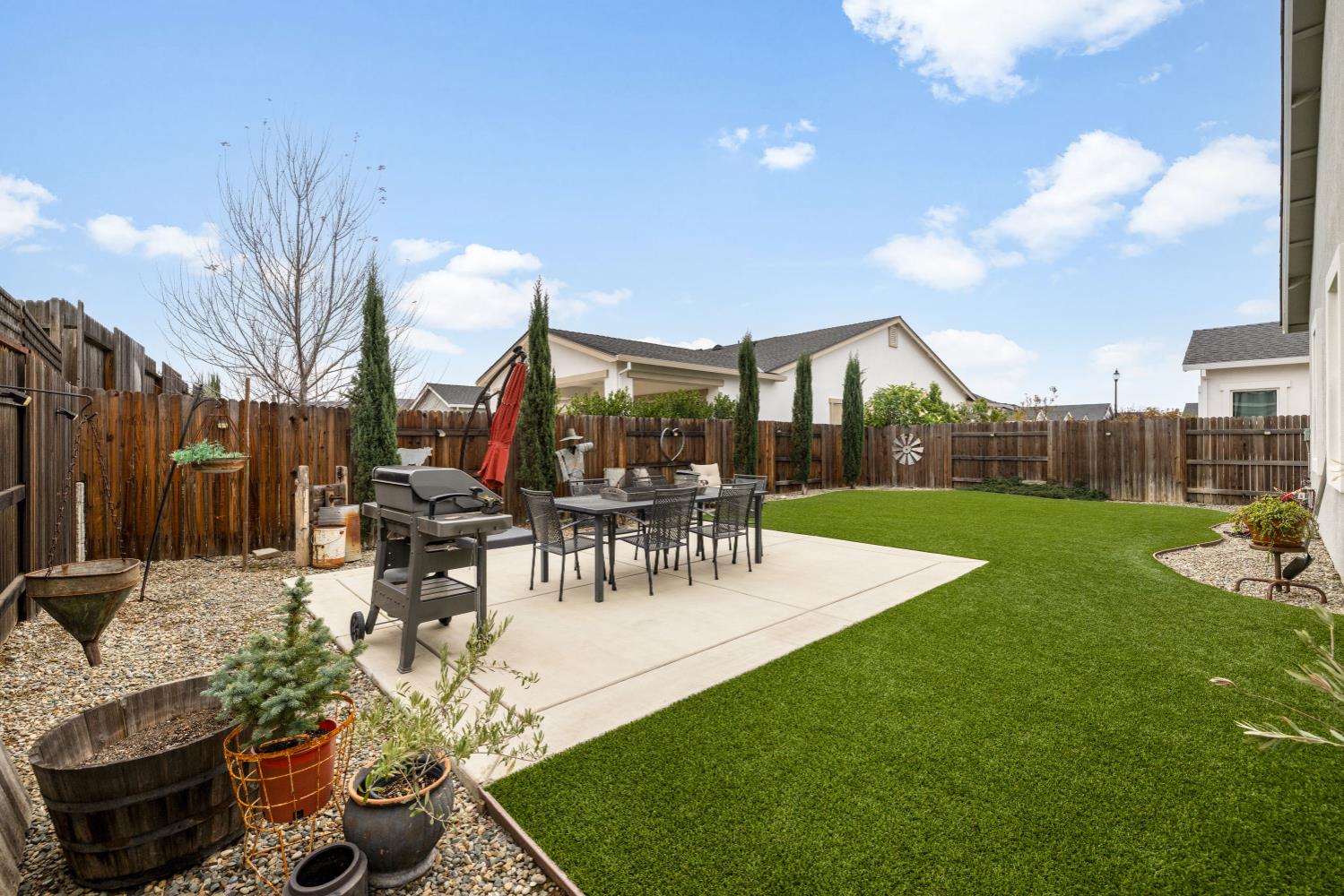 Roseville, California, 95747, United States, 3 Bedrooms Bedrooms, ,2 BathroomsBathrooms,Residential,For Sale,2002190