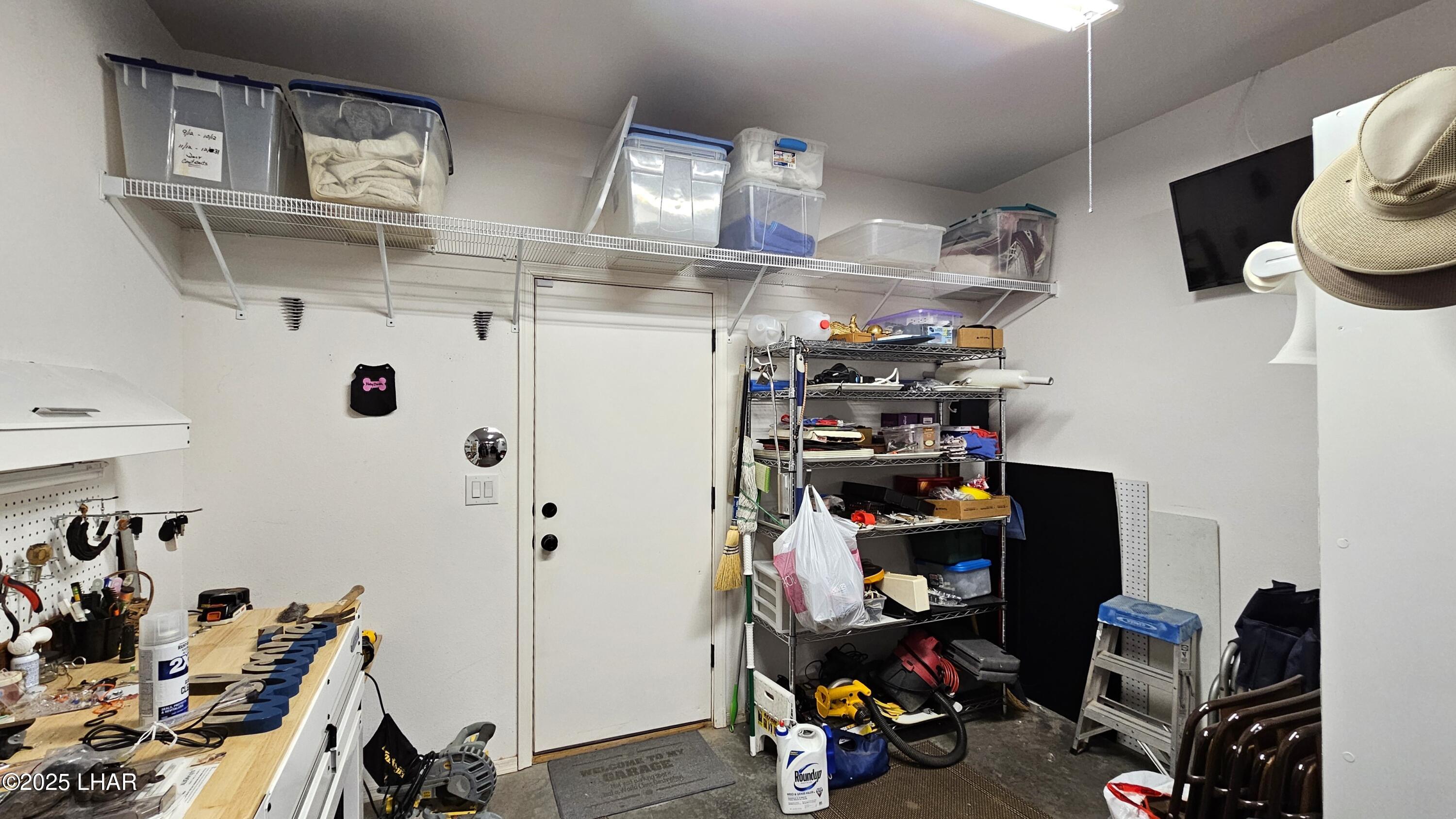 Lake Havasu City, Arizona, 86404, United States, 3 Bedrooms Bedrooms, ,2 BathroomsBathrooms,Residential,For Sale,1957391