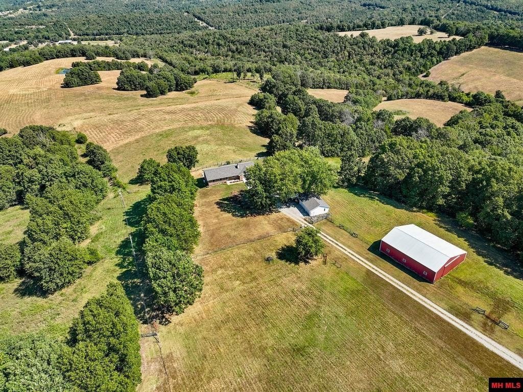 Gainesville, Missouri, 65655, United States, 4 Bedrooms Bedrooms, ,3 BathroomsBathrooms,Residential,For Sale,1979779