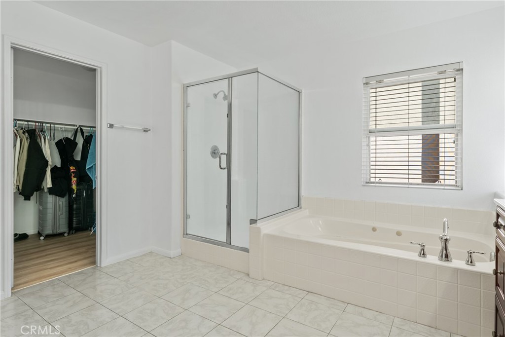 Riverside, California, 92501, United States, 5 Bedrooms Bedrooms, ,3 BathroomsBathrooms,Residential,For Sale,2003384