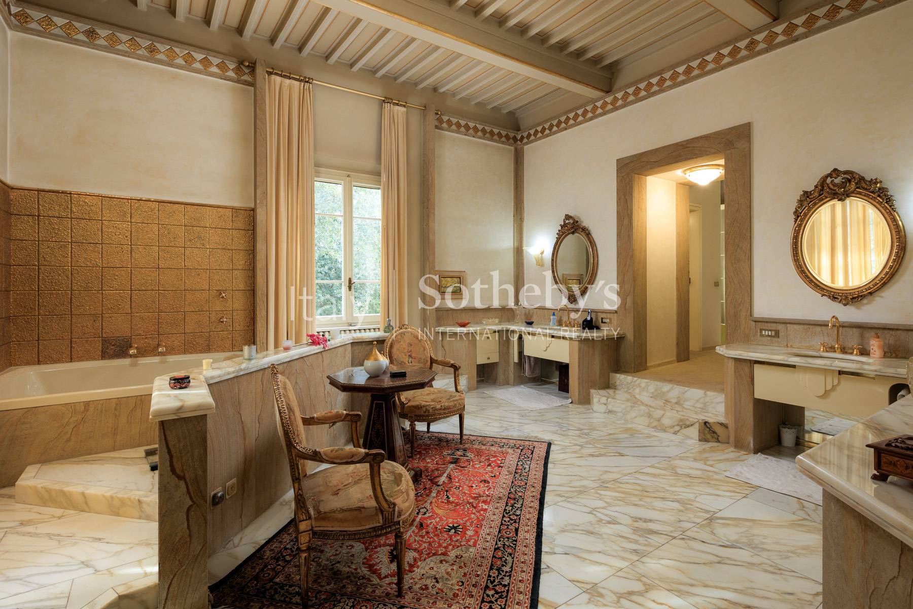  Villa with dépendance and vineyard in Tuscany - 物件實景