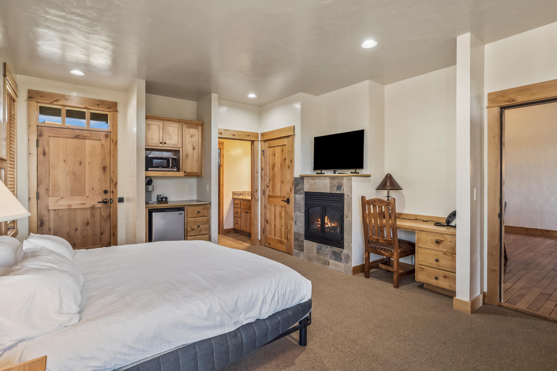 Powell Butte, Oregon, 97753, United States, 3 Bedrooms Bedrooms, ,4 BathroomsBathrooms,Residential,For Sale,1917768