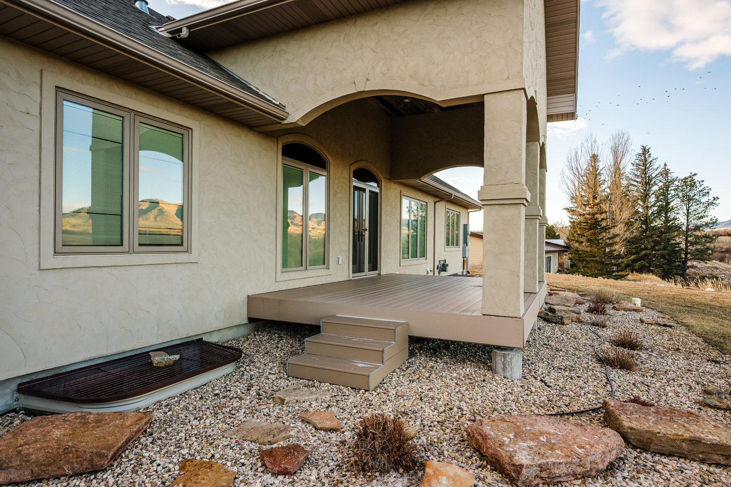 Buffalo, Wyoming, 82834, United States, 4 Bedrooms Bedrooms, ,4 BathroomsBathrooms,Residential,For Sale,2005506