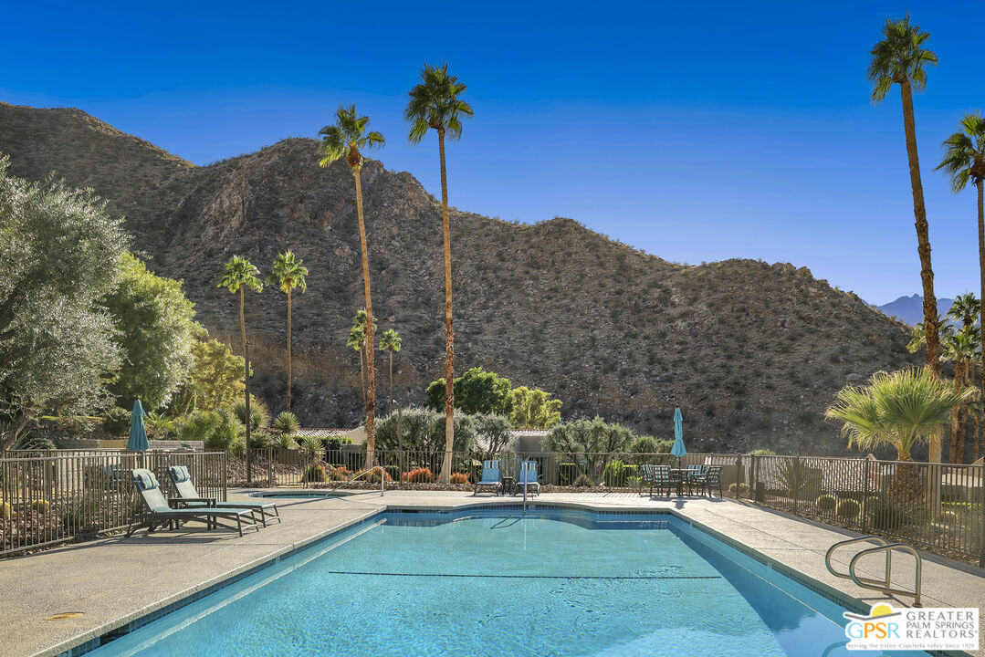 Palm Springs, California, 92264, United States, 2 Bedrooms Bedrooms, ,2 BathroomsBathrooms,Residential,For Sale,1989572