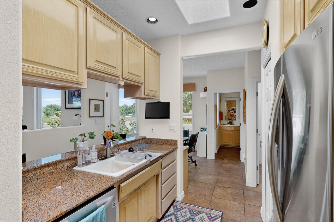 Albuquerque, New Mexico, 87112, United States, 4 Bedrooms Bedrooms, ,3 BathroomsBathrooms,Residential,For Sale,1917546