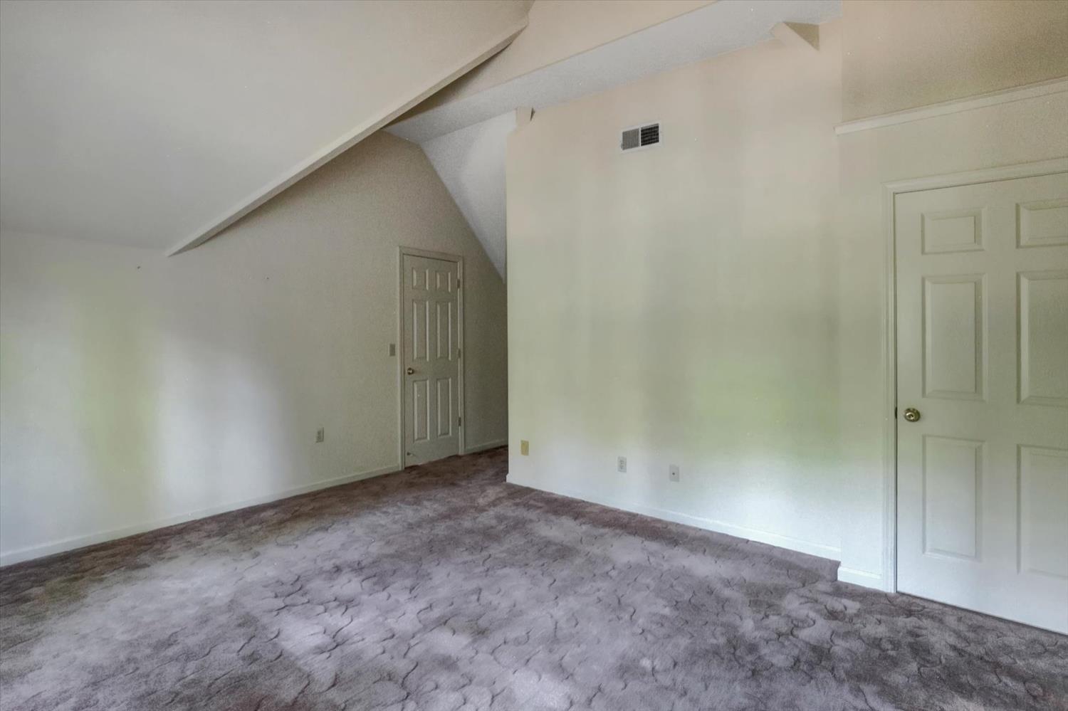 Nevada City, California, 95959, United States, 4 Bedrooms Bedrooms, ,3 BathroomsBathrooms,Residential,For Sale,1942290