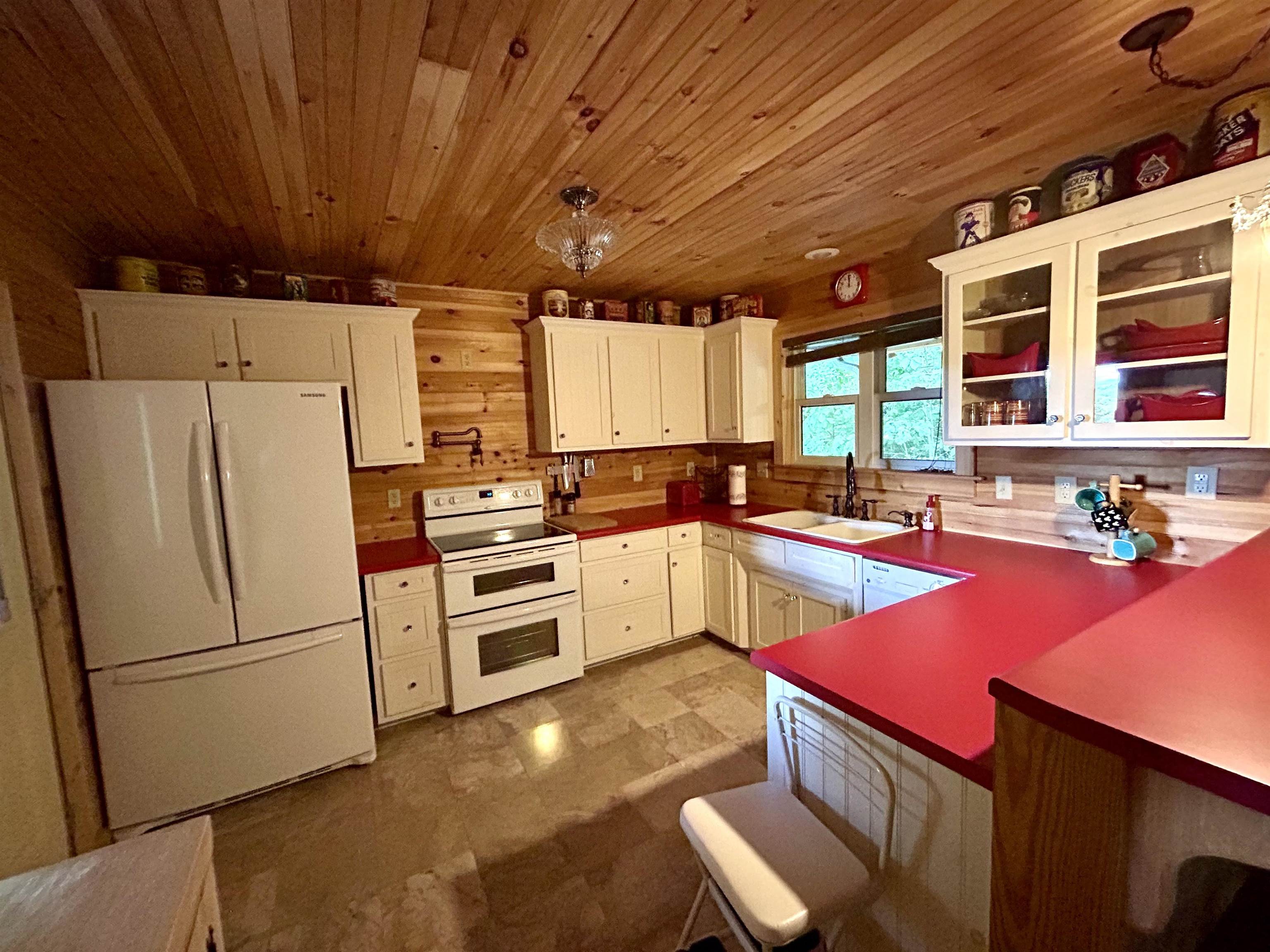 Cleveland, South Carolina, 29635, United States, 3 Bedrooms Bedrooms, ,3 BathroomsBathrooms,Residential,For Sale,1977097