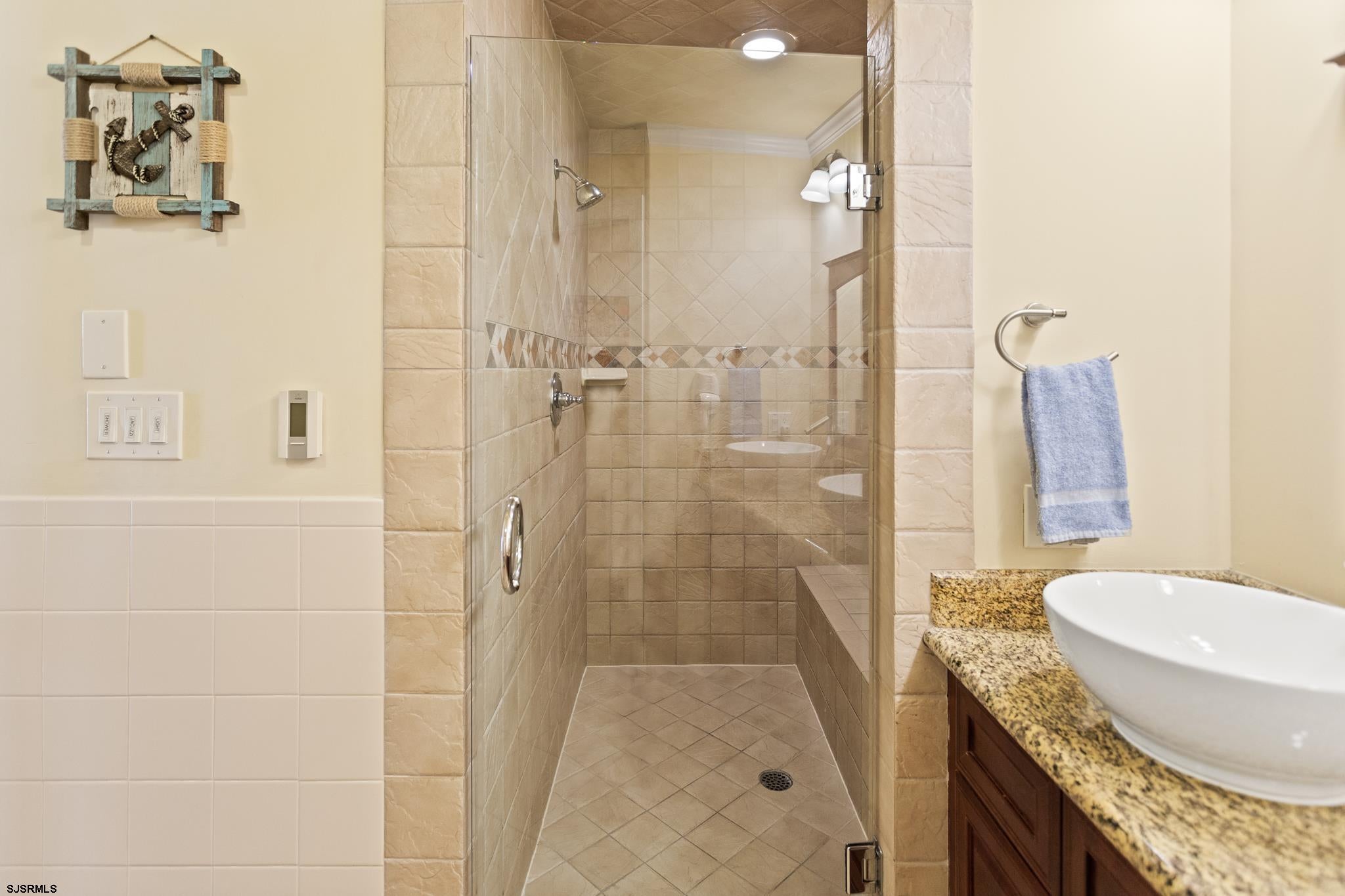 Atlantic City, New Jersey, 08401, United States, 3 Bedrooms Bedrooms, ,3 BathroomsBathrooms,Residential,For Sale,1807764