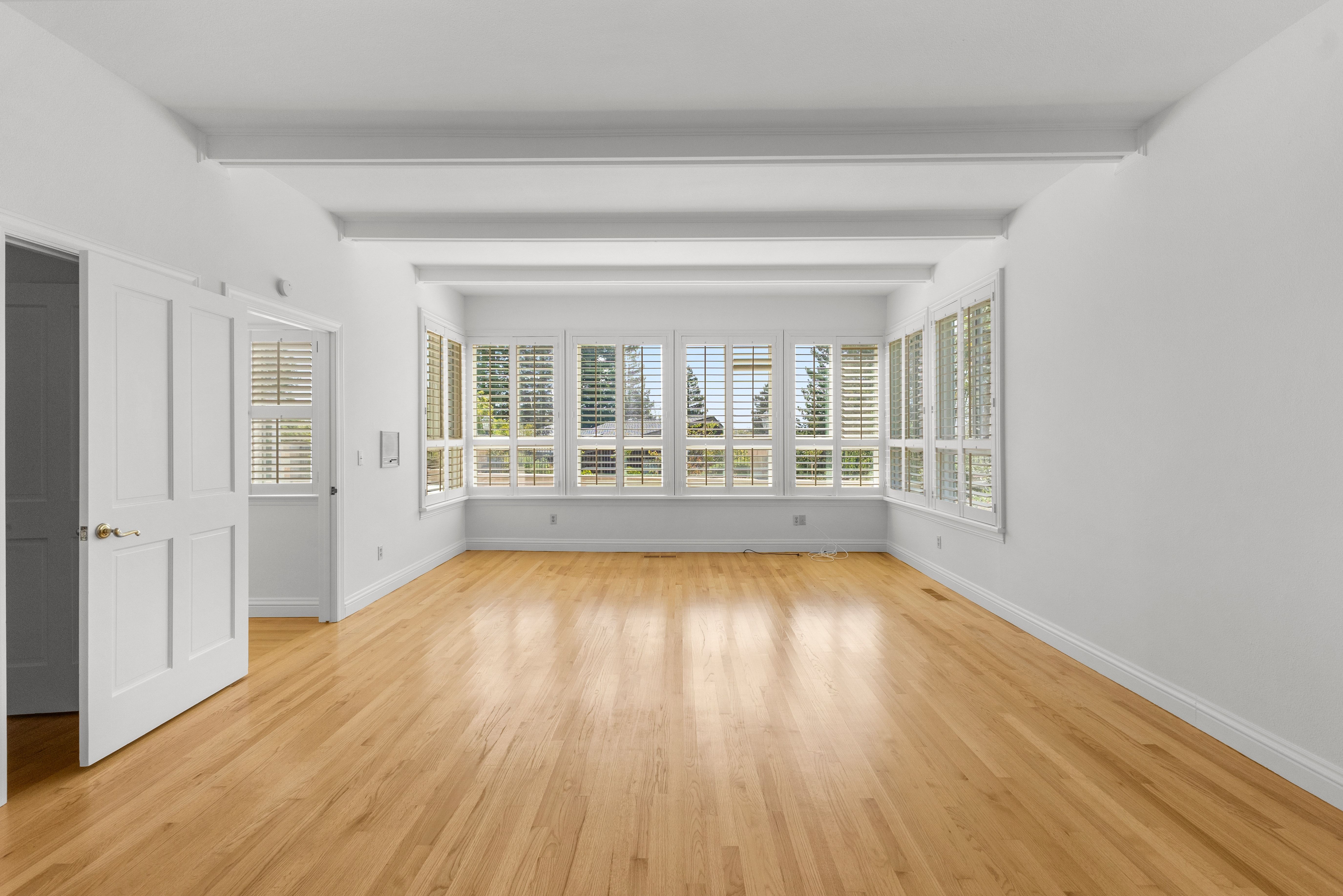  Elegant Custom Home in Gated Silver Maple - 物件實景