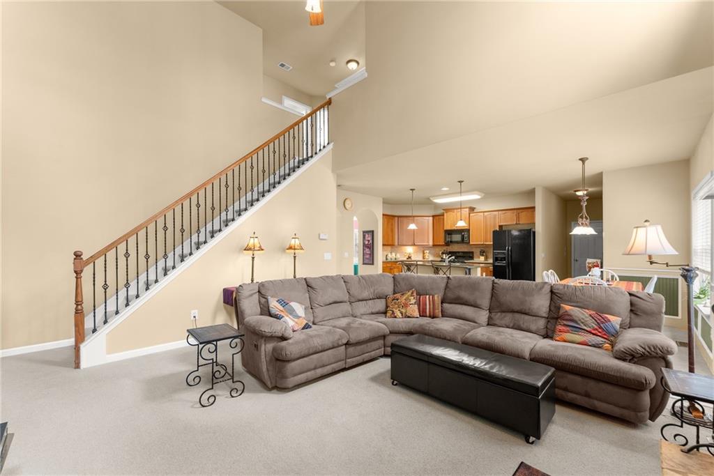 Buford, Georgia, 30518, United States, 4 Bedrooms Bedrooms, ,4 BathroomsBathrooms,Residential,For Sale,1990419