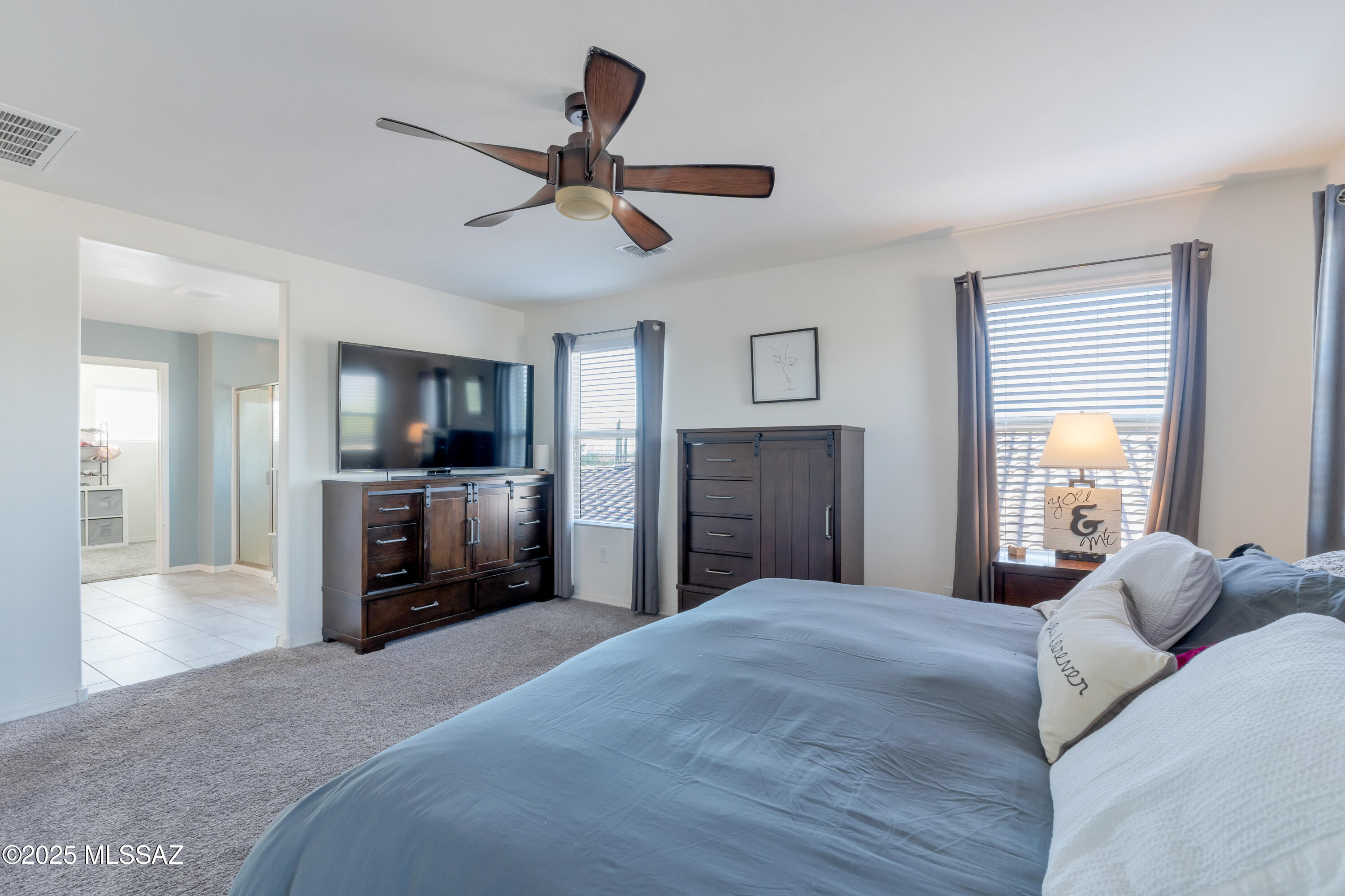 Tucson, Arizona, 85741, United States, 4 Bedrooms Bedrooms, ,3 BathroomsBathrooms,Residential,For Sale,1933342