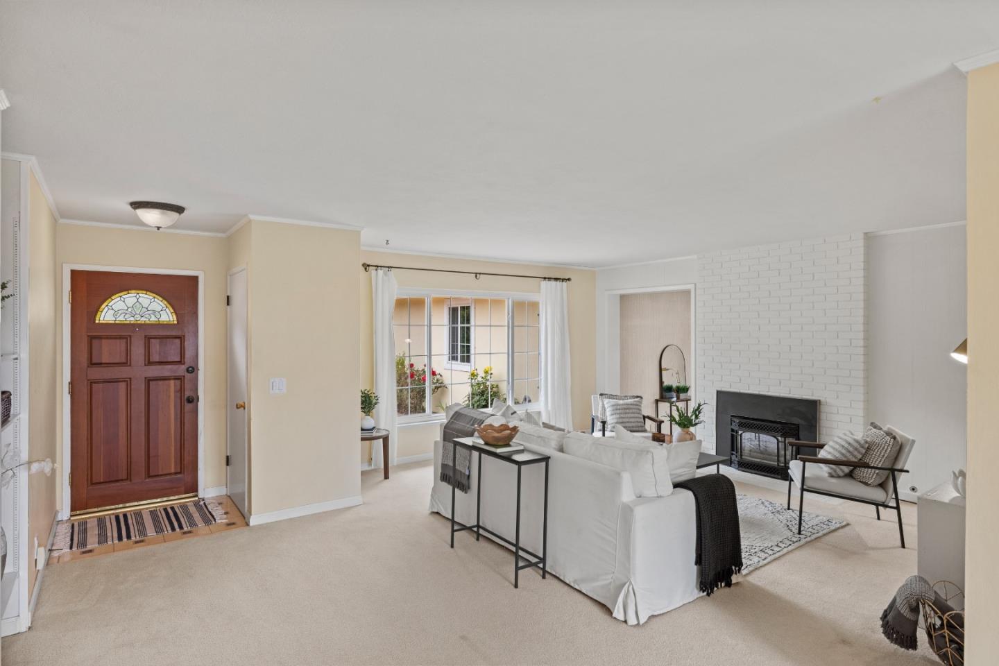 Monterey, California, 93940, United States, 4 Bedrooms Bedrooms, ,3 BathroomsBathrooms,Residential,For Sale,1829502