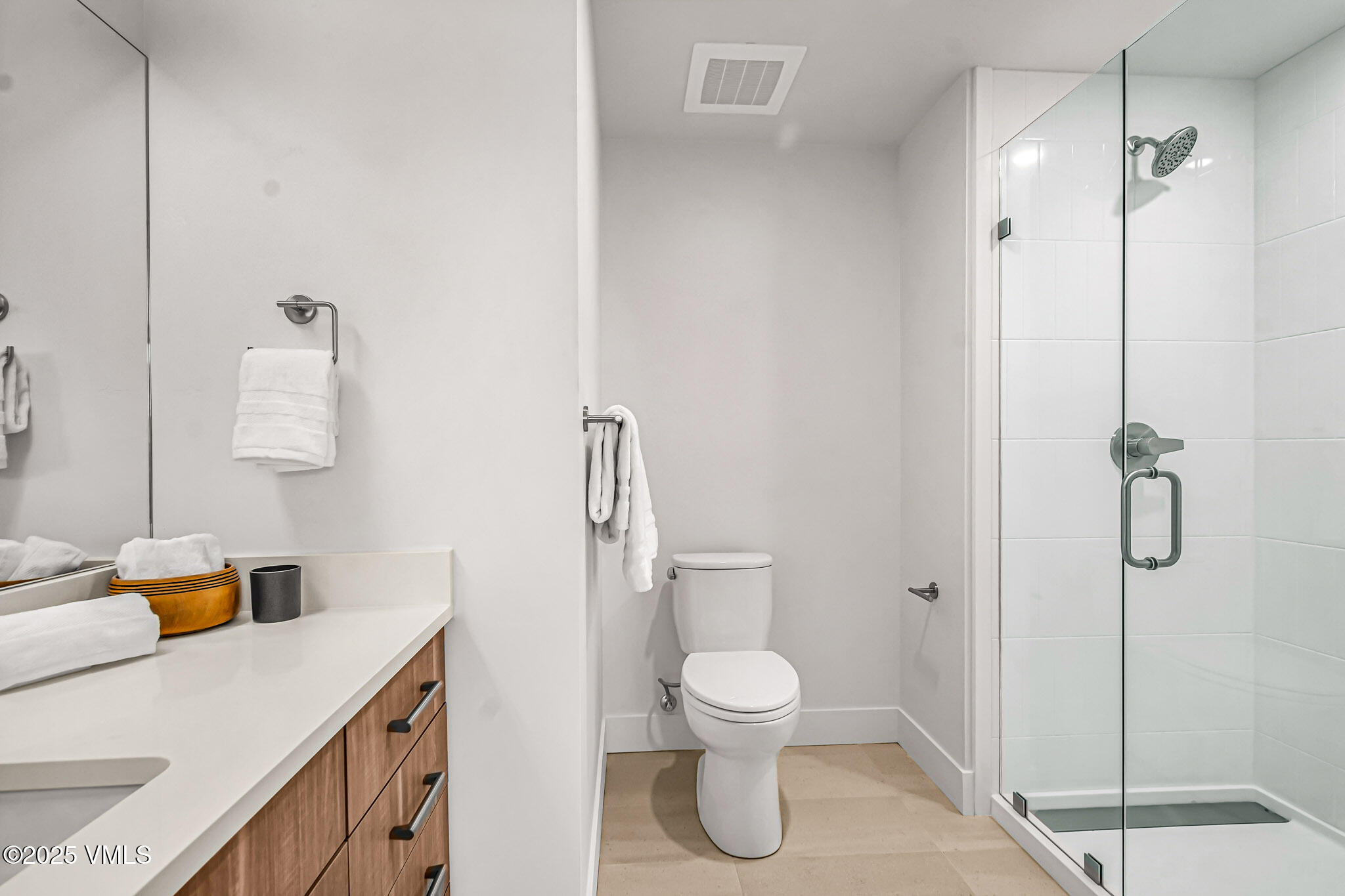 Eagle, Colorado, 81631, United States, 2 Bedrooms Bedrooms, ,2 BathroomsBathrooms,Residential,For Sale,1925129