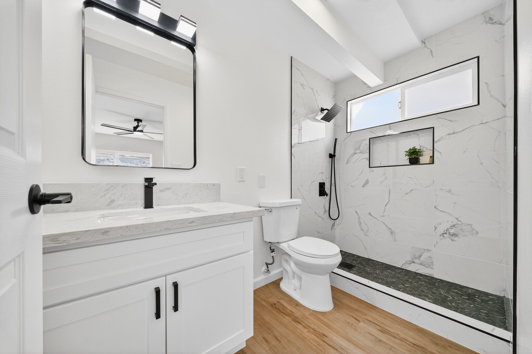 Honolulu, Hawaii, 96818, United States, 4 Bedrooms Bedrooms, ,4 BathroomsBathrooms,Residential,For Sale,2007893