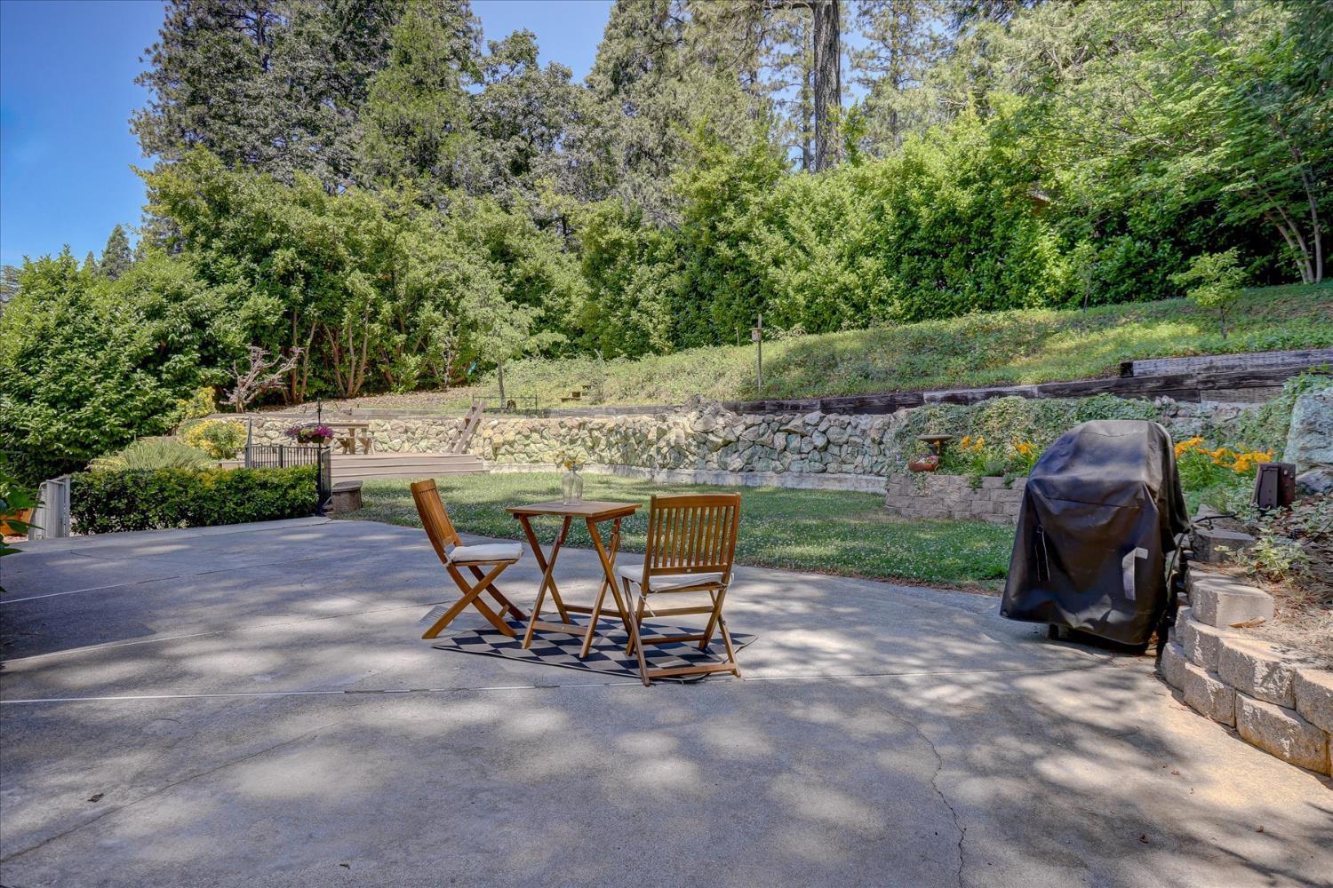 Nevada City, California, 95959, United States, 3 Bedrooms Bedrooms, ,3 BathroomsBathrooms,Residential,For Sale,1858077
