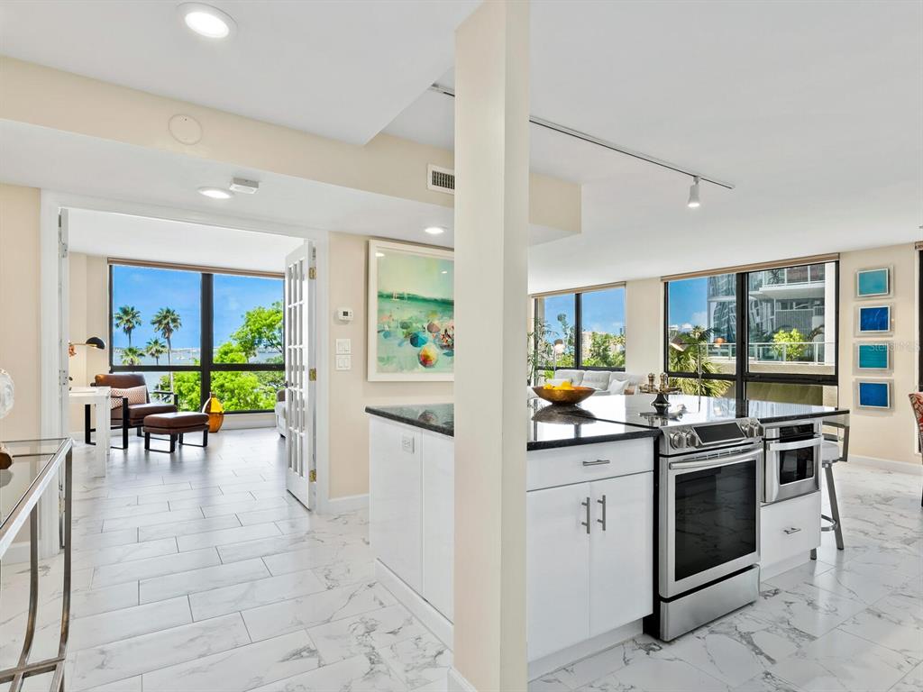 Sarasota, Florida, 34236, United States, 2 Bedrooms Bedrooms, ,2 BathroomsBathrooms,Residential,For Sale,1839874