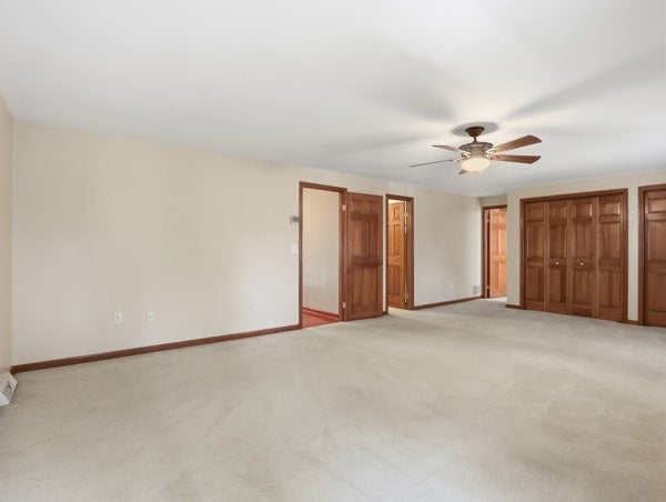 Sayre, Pennsylvania, 18840, United States, 5 Bedrooms Bedrooms, ,4 BathroomsBathrooms,Residential,For Sale,1979429