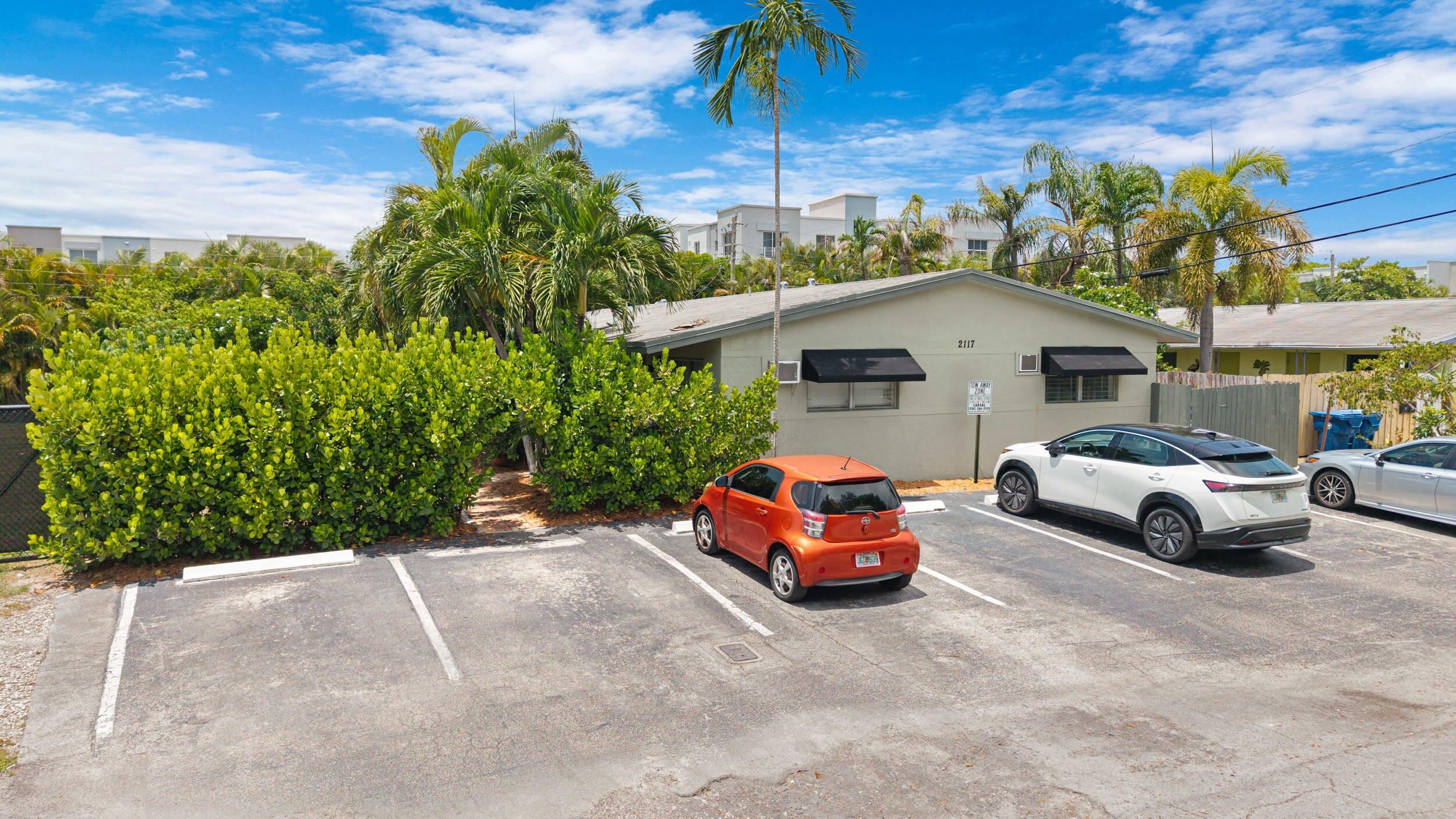 14th Ave, Wilton Manors, FL 33305