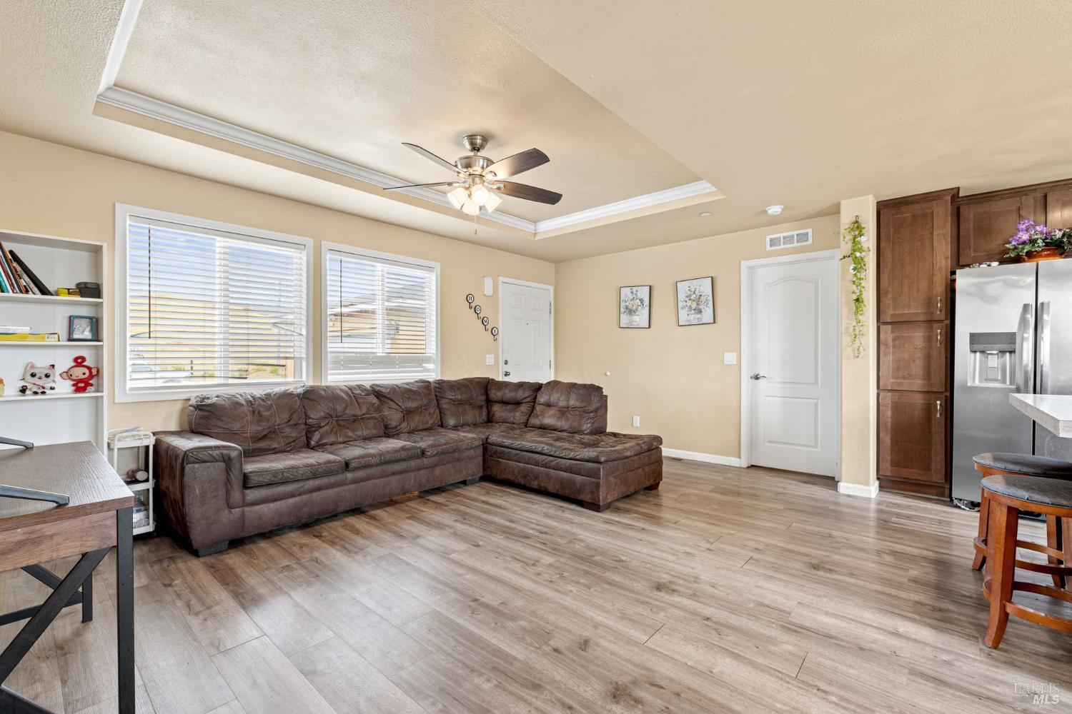 Vacaville, California, 95688, United States, 3 Bedrooms Bedrooms, ,2 BathroomsBathrooms,Residential,For Sale,1982047