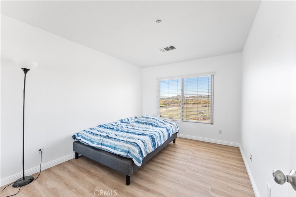 Riverside, California, 92501, United States, 5 Bedrooms Bedrooms, ,3 BathroomsBathrooms,Residential,For Sale,2003384