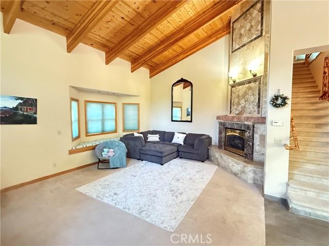 Strawberry, California, 95375, United States, 4 Bedrooms Bedrooms, ,3 BathroomsBathrooms,Residential,For Sale,1975985