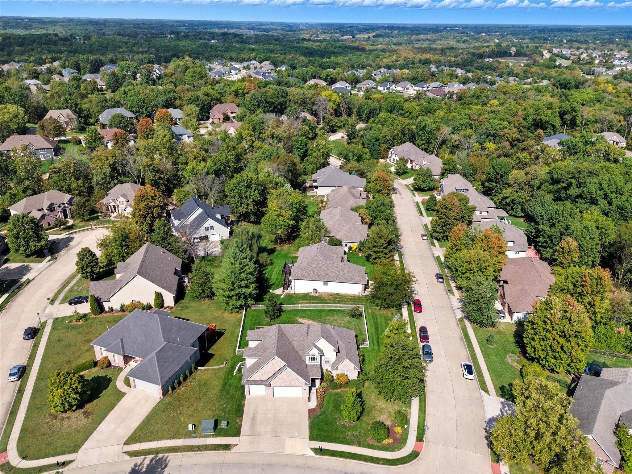 COLUMBIA, Missouri, 65203, United States, 4 Bedrooms Bedrooms, ,6 BathroomsBathrooms,Residential,For Sale,2013236