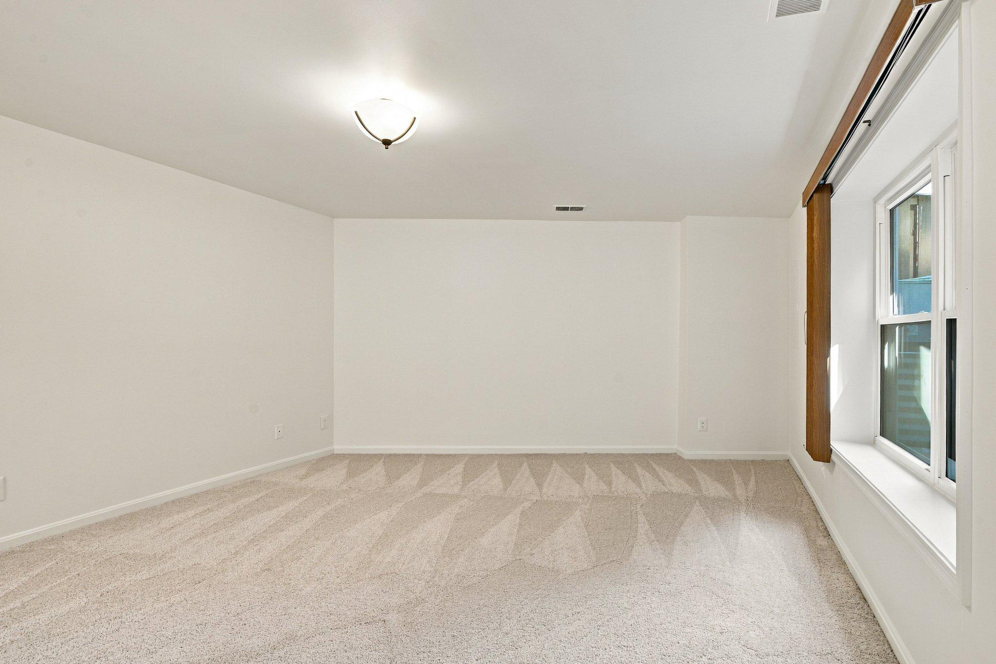  5909 Saint Giles Way, Alexandria, VA, 22315 - 物件實景
