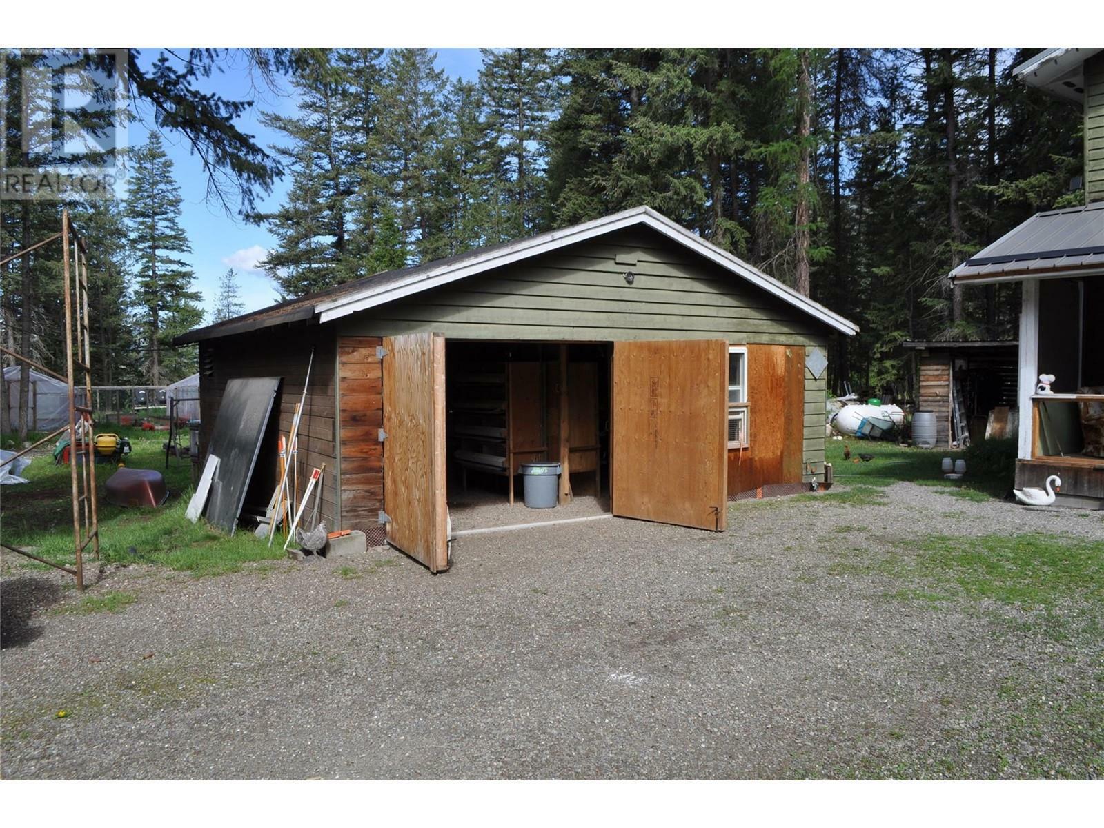 CHERRYVILLE, British Columbia, V0E 2G1, CA, 2 Bedrooms Bedrooms, ,2 BathroomsBathrooms,Residential,For Sale,1837414