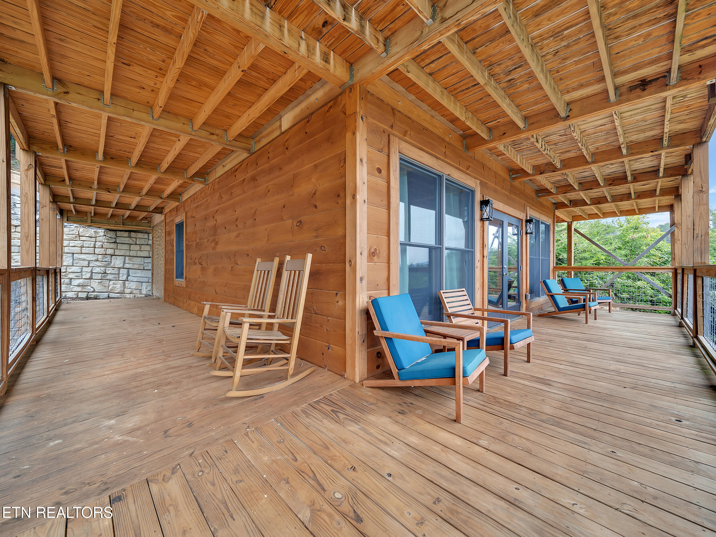Sevierville, Tennessee, 37876, United States, 3 Bedrooms Bedrooms, ,4 BathroomsBathrooms,Residential,For Sale,1938196
