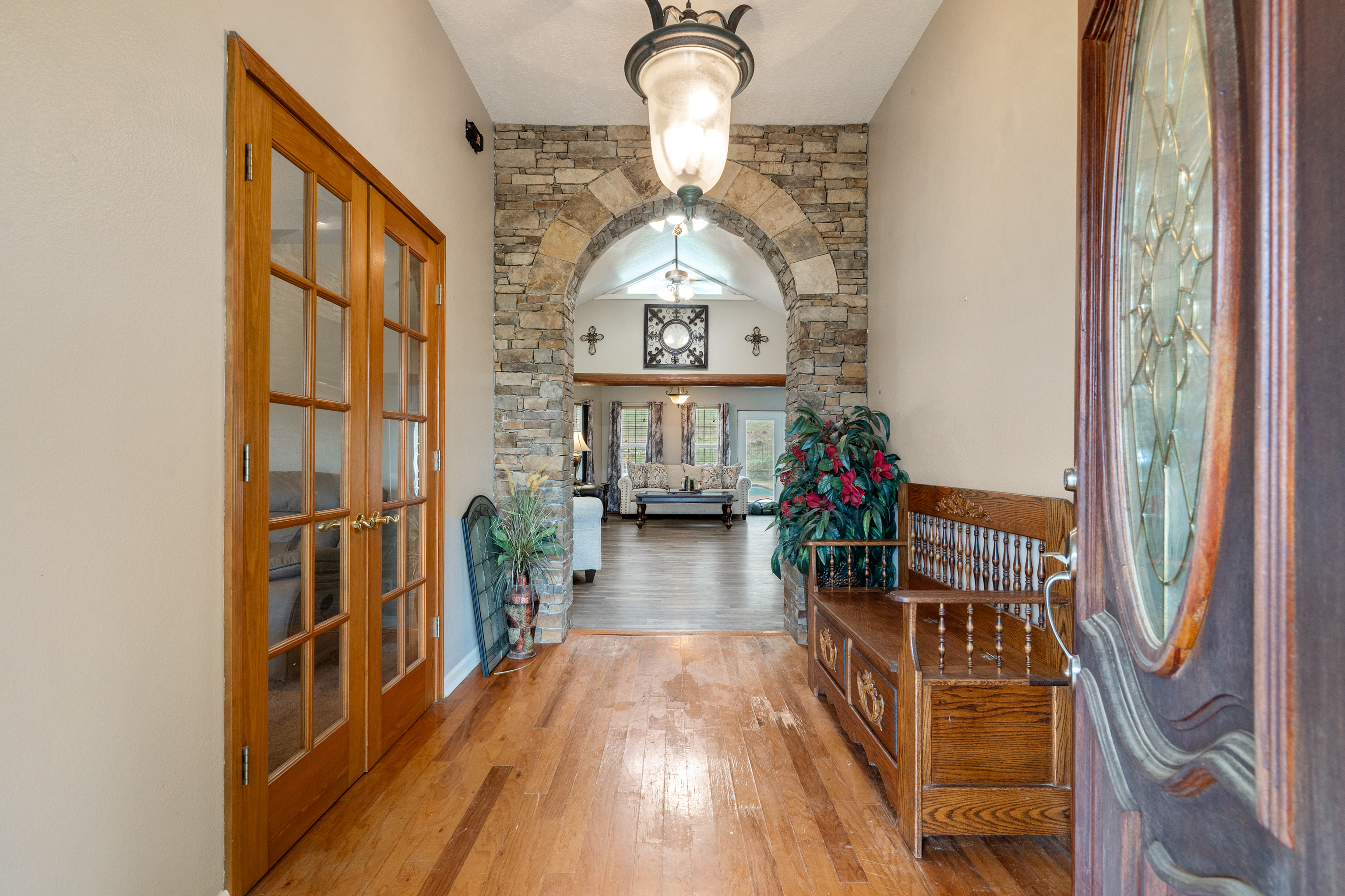 Glenwood, Arkansas, 71943, United States, 4 Bedrooms Bedrooms, ,4 BathroomsBathrooms,Residential,For Sale,1819538