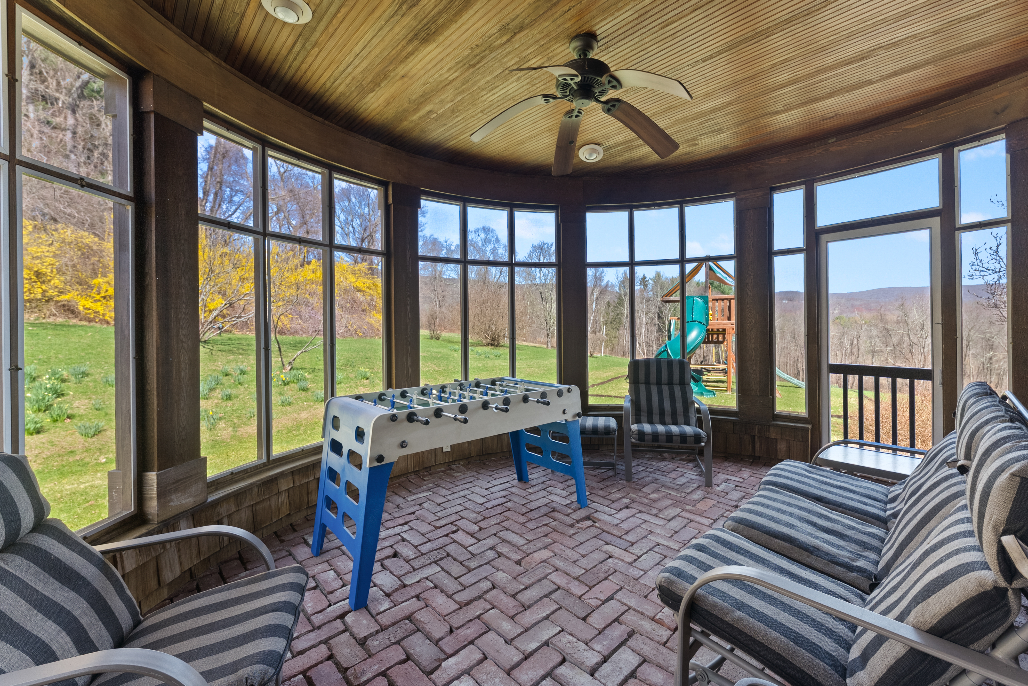  14 Straight Road - 物件實景