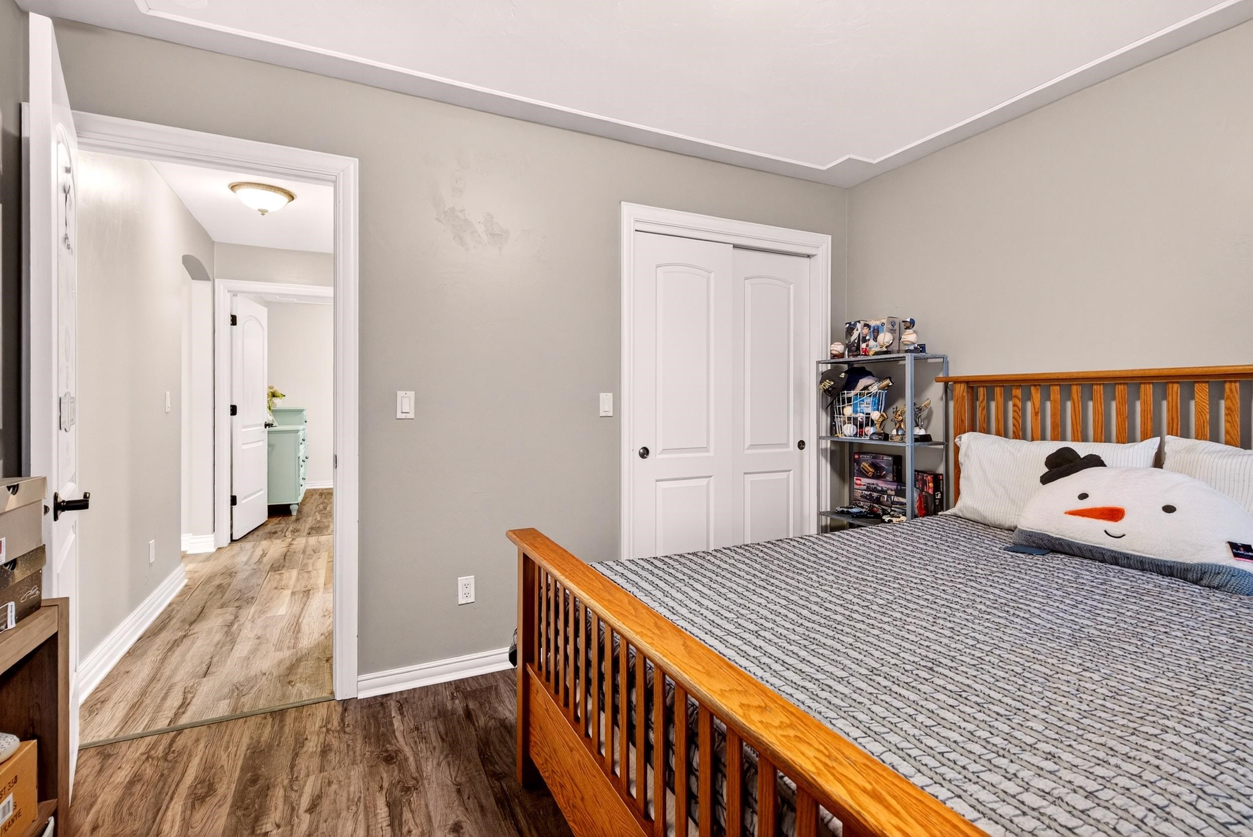 Neenah, Wisconsin, 54956, United States, 4 Bedrooms Bedrooms, ,4 BathroomsBathrooms,Residential,For Sale,1996384