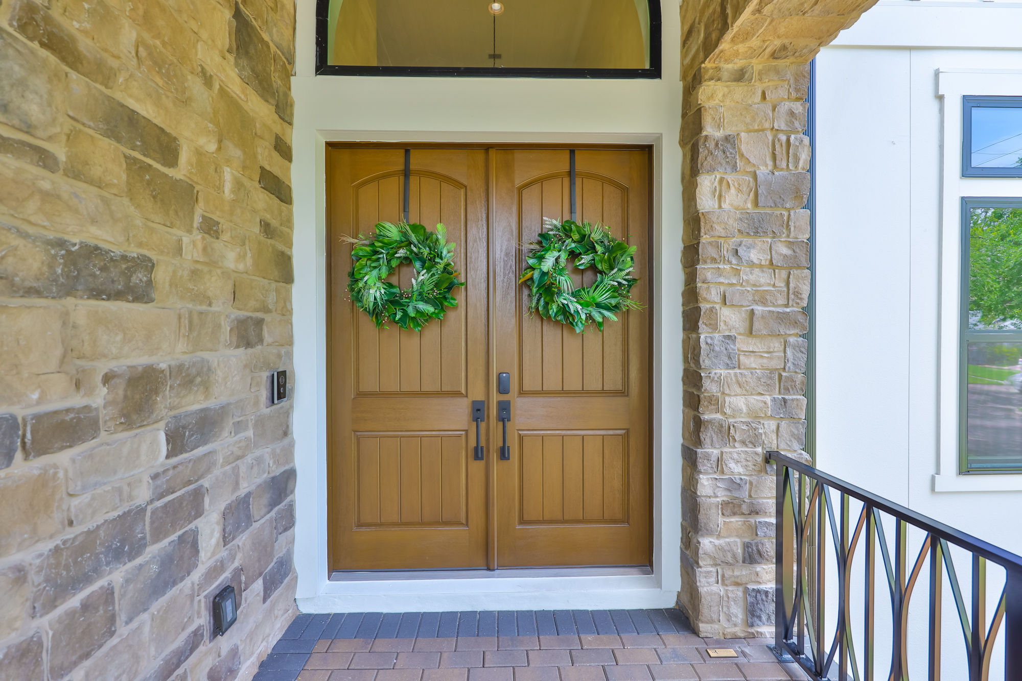 Tampa, Florida, 33629, United States, 5 Bedrooms Bedrooms, ,6 BathroomsBathrooms,Residential,For Sale,1974483